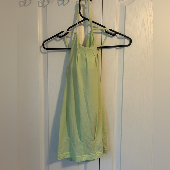 LULULEMON tank size 4 - Picture 2 of 7